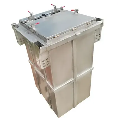 How much does a 40-foot energy storage container cost at an Indian airport 
